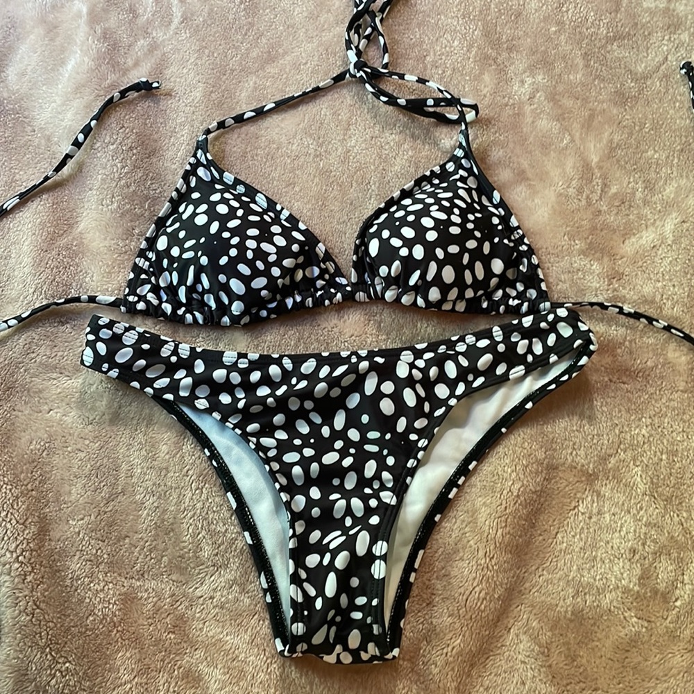Black and White Polkadot Bikini